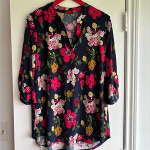 Elegant Floral Blouse - navy and Pink - Wrinkle Free Fabric